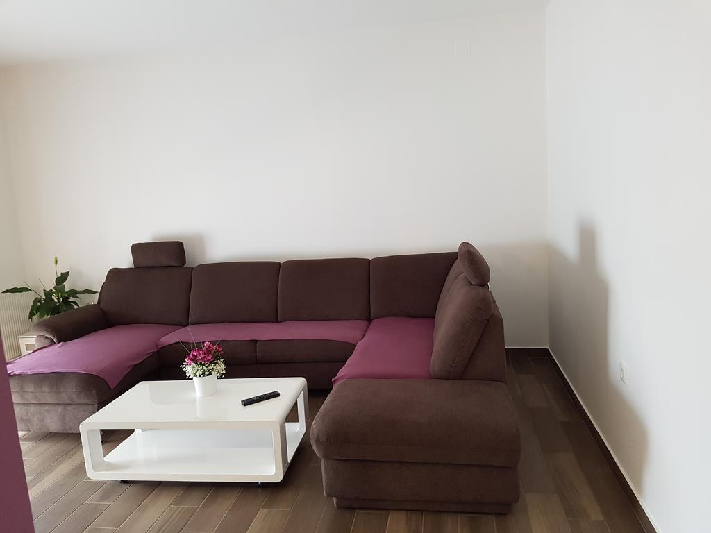 Apartments Tereza セニ エクステリア 写真